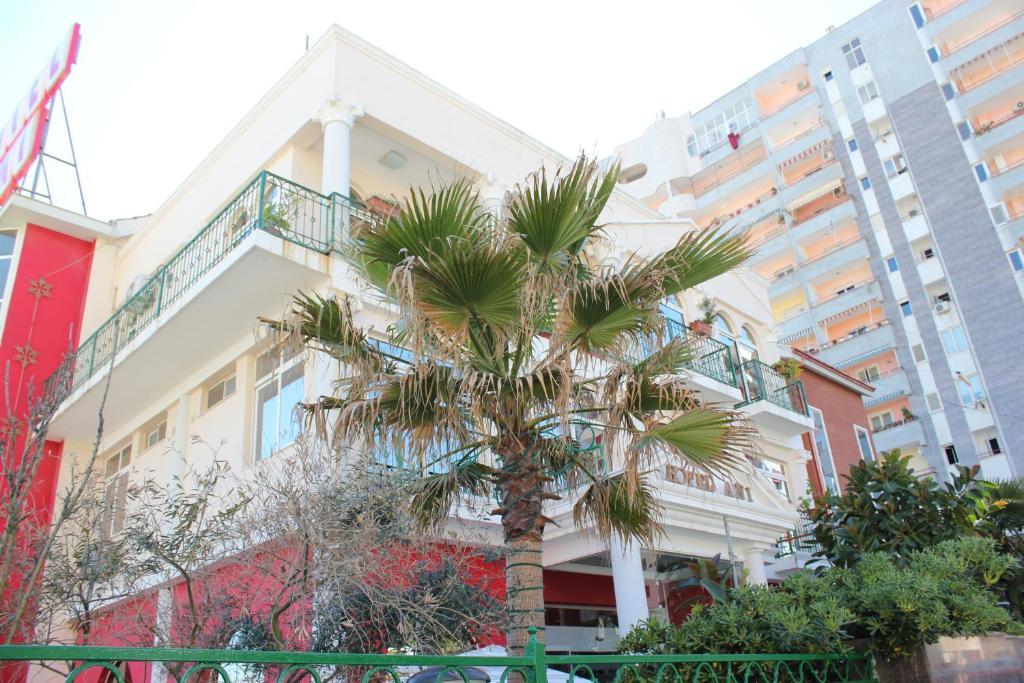 Hotel Ani Durrës Buitenkant foto